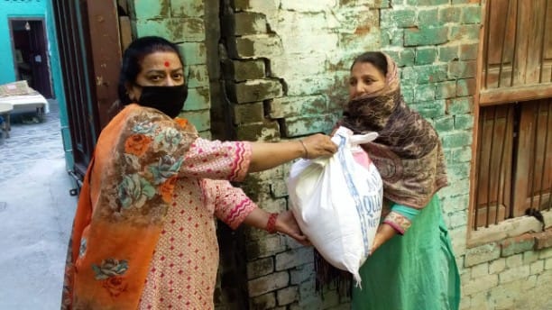 ration distribution in mohalla kumher jammu
